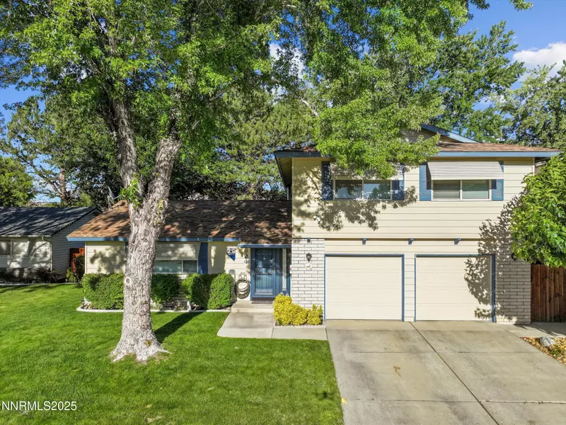 694 Marracco DR, Sparks, NV 89434