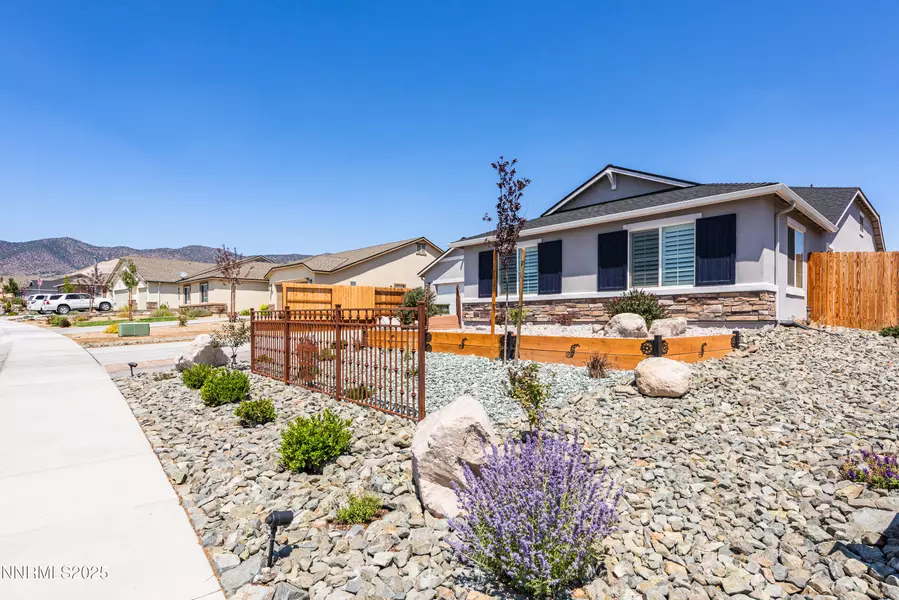 320 Orderville, Dayton, NV 89403