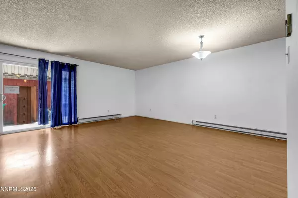 Reno, NV 89502,277 Smithridge