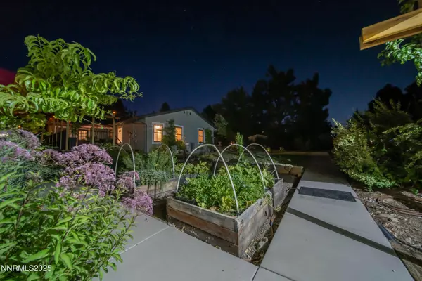 Reno, NV 89511,15420 Cherrywood DR