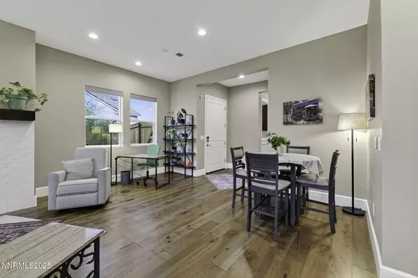 Sparks, NV 89436,7317 Oakmont LN