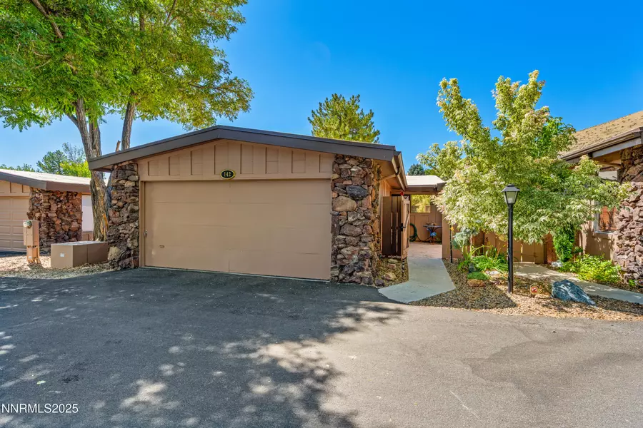 142 Lake Glen, Carson City, NV 89703