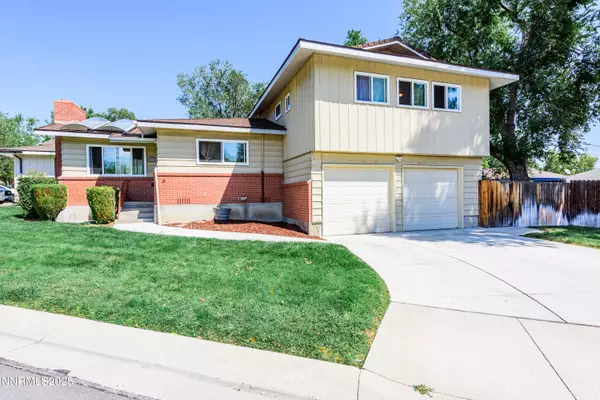 Reno, NV 89509,421 Glenmanor