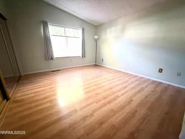 Sparks, NV 89434,1728 Bluehaven