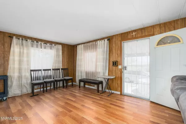 Sun Valley, NV 89433,310 W 6th AVE