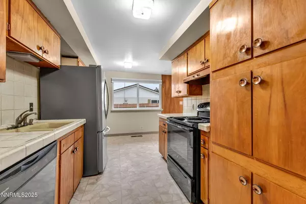 Reno, NV 89503,2260 W 6th ST