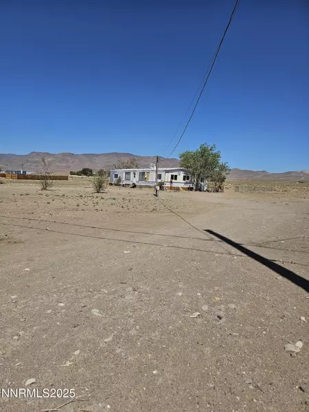 8620 Iroquois, Stagecoach, NV 89429