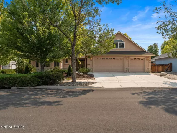 1383 Macenna LN, Gardnerville, NV 89410