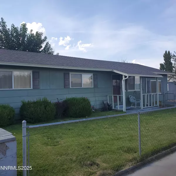 135 Ash ST, Hawthorne, NV 89415