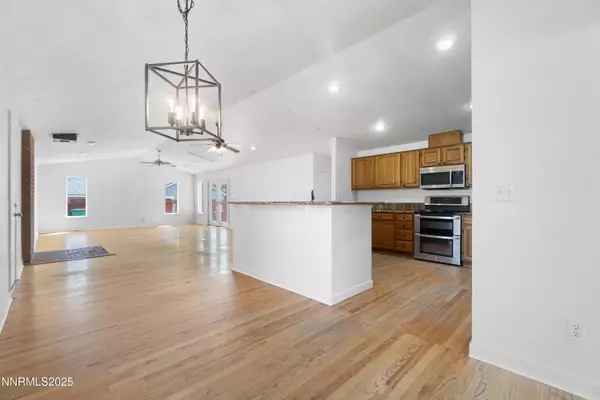 Sparks, NV 89436,1425 Heaven