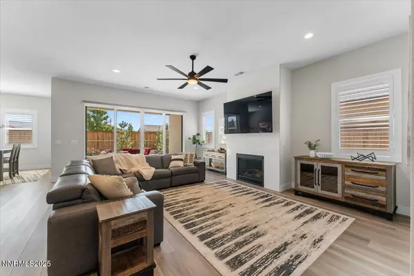 Sparks, NV 89436,7536 Evans Bridge