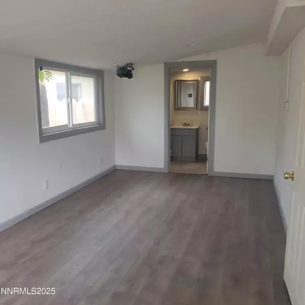 Hawthorne, NV 89415,742 D ST