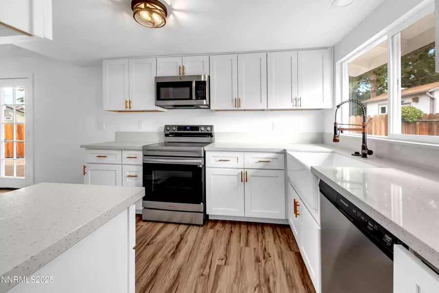 2508 Peartree LN, Sparks, NV 89434