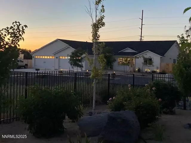 529 Saddle Horn Way, Fernley, NV 89408