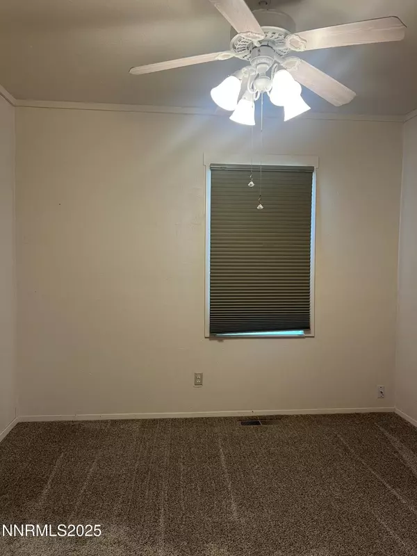 Yerington, NV 89447,16 Tucker LN