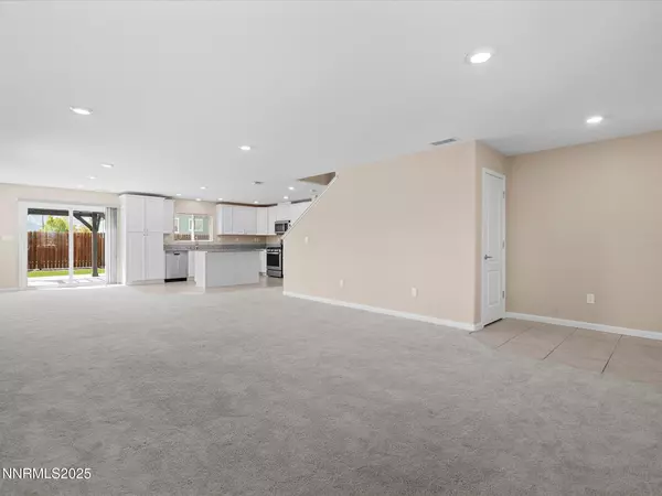 Reno, NV 89506,8933 Quail Falls