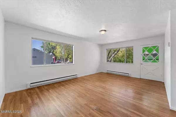 Sparks, NV 89431,601 Oakwood DR #Apt 4