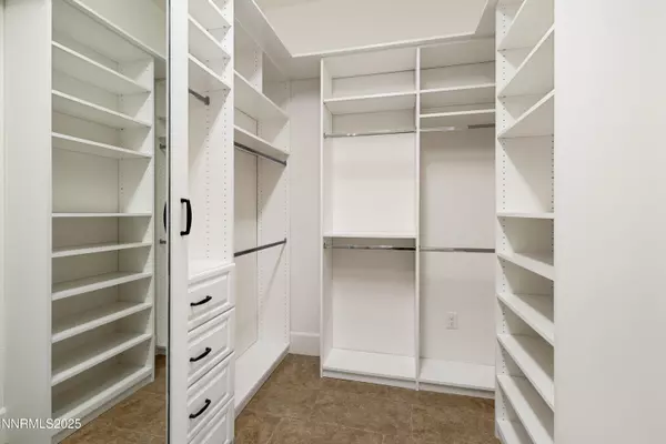 Reno, NV 89521,2220 Arpagos LN