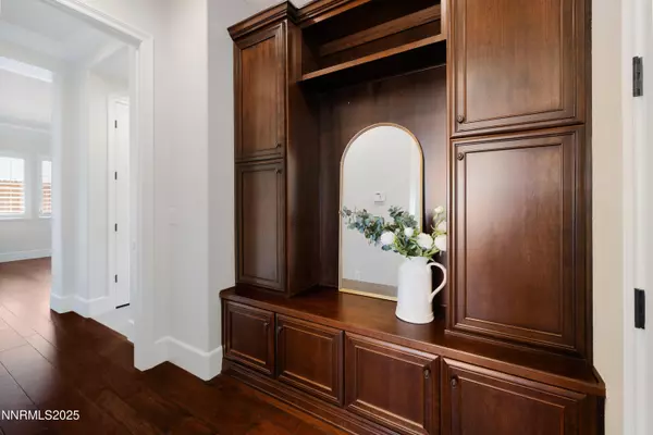 Reno, NV 89521,2220 Arpagos LN