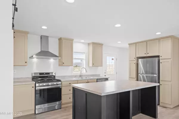 Silver Springs, NV 89429,7565 Springfield