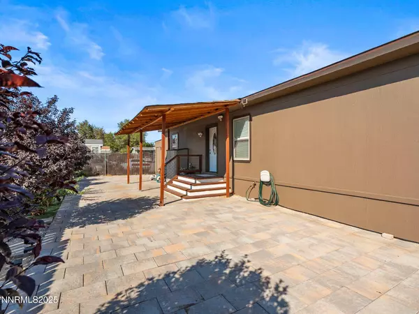 Sun Valley, NV 89433,5216 Sun Valley