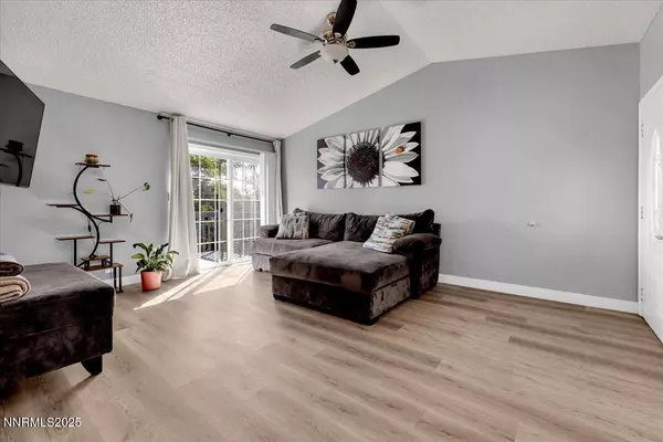 Sparks, NV 89436,7290 Pah Rah DR