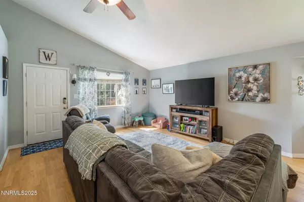 Sparks, NV 89436,6671 April