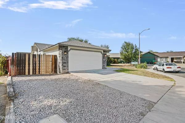 Fernley, NV 89408,805 Columbine CT