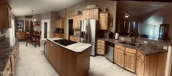 Lovelock, NV 89419,125 Spring