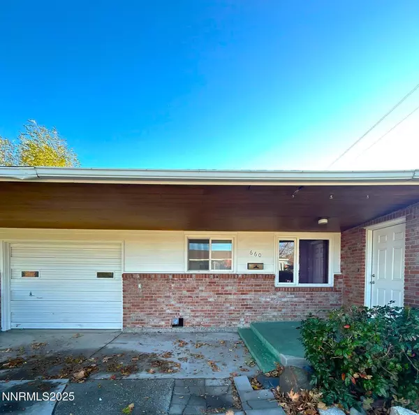 Reno, NV 89502,660 Kirman AVE