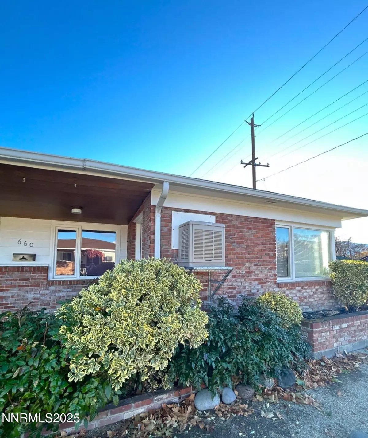 Reno, NV 89502,660 Kirman AVE