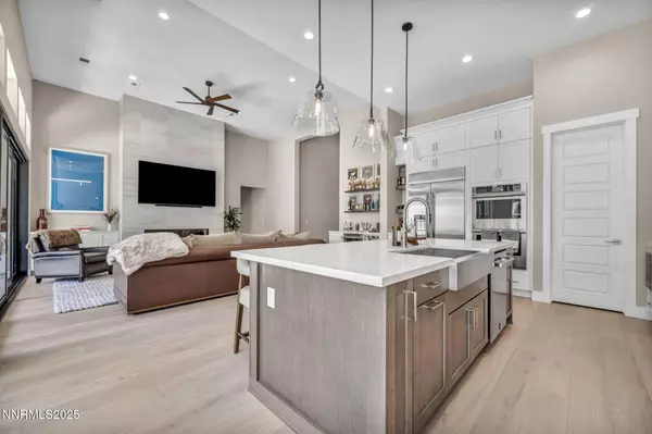 Reno, NV 89511,5441 Side Saddle