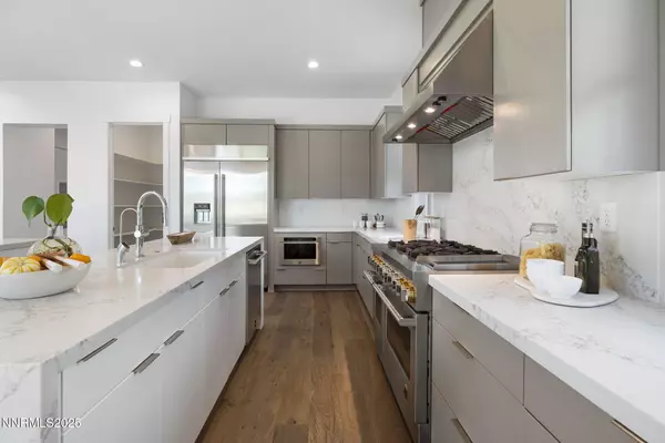 Reno, NV 89511,5406 Side Saddle