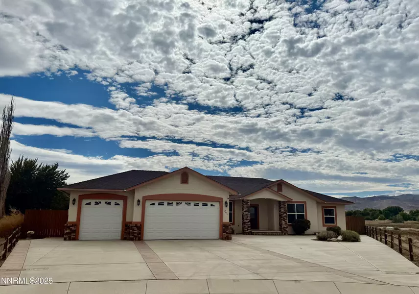 307 Niblick CT, Yerington, NV 89447