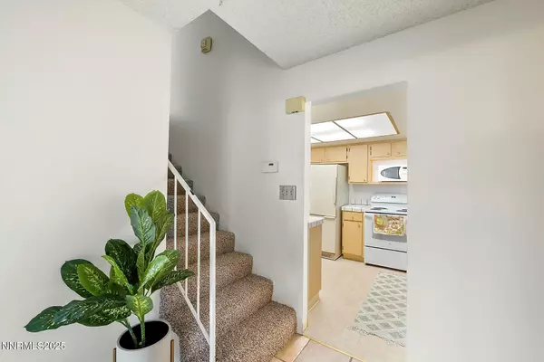 Reno, NV 89503,1270 Searchlite