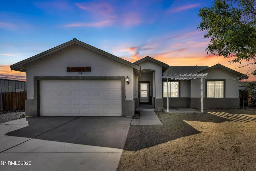 6375 Andersen LN, Silver Springs, NV 89429