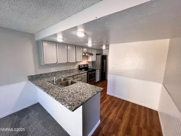 Sparks, NV 89434,1332 Coachman CT