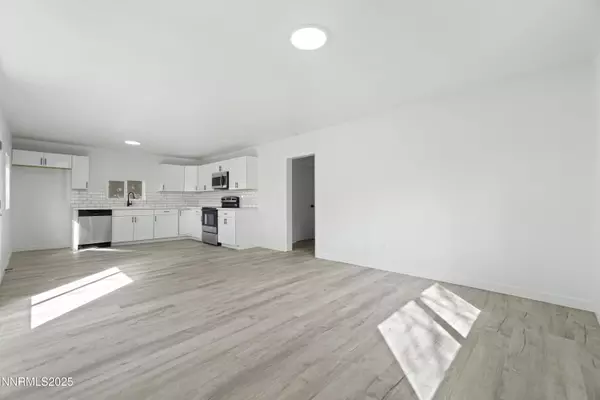 Fallon, NV 89406,337 Court