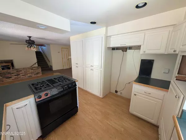 Carson City, NV 89701,1402 La Loma DR