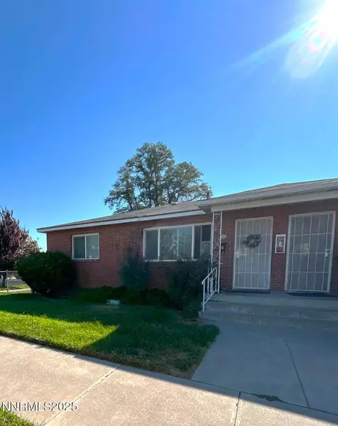 240 18th ST, Sparks, NV 89431