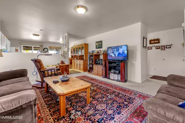 Reno, NV 89506,7497 Hebrides