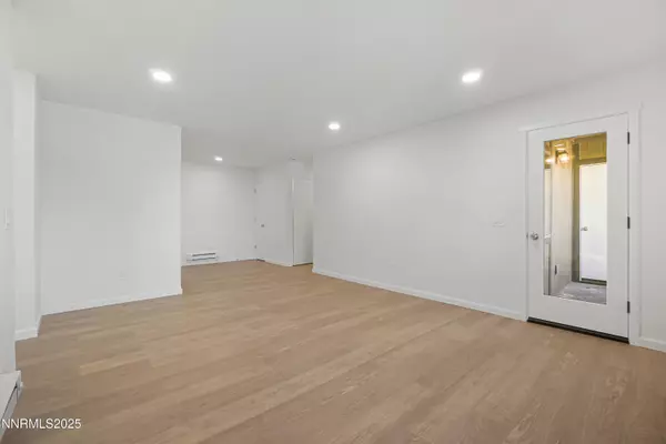 Reno, NV 89512,2085 Highview #1