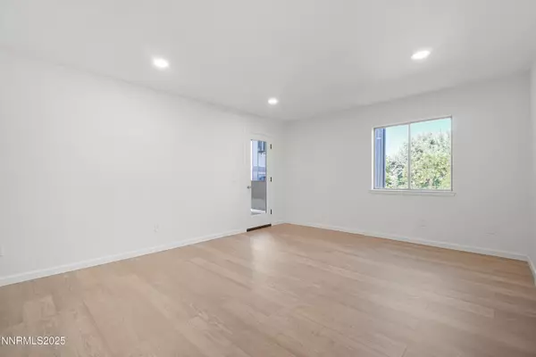 Reno, NV 89512,2085 Highview #1