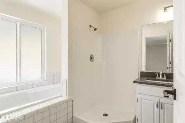 Carson City, NV 89705,990 Starleaf