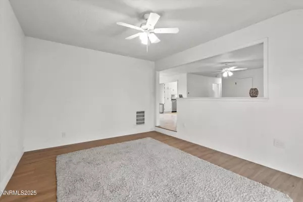 Reno, NV 89506,11360 Fir DR