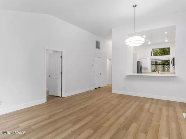 Reno, NV 89509,3223 Alum Creek