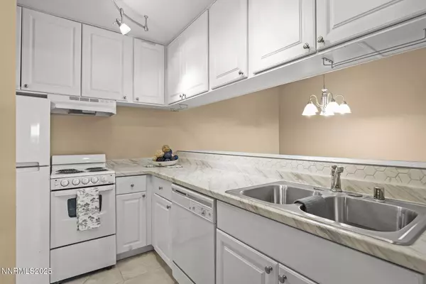 Reno, NV 89509,2750 Plumas #APT 123