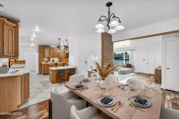 Yerington, NV 89447,307 S California