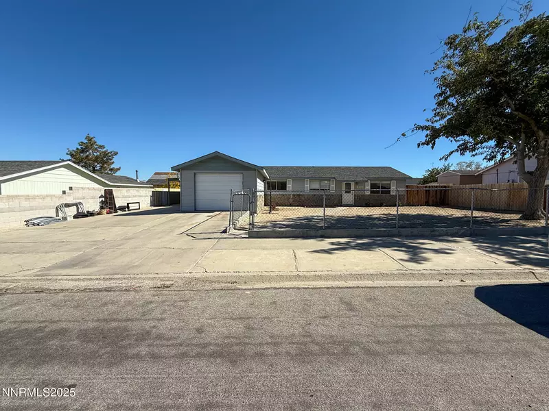 240 Birch ST, Hawthorne, NV 89415