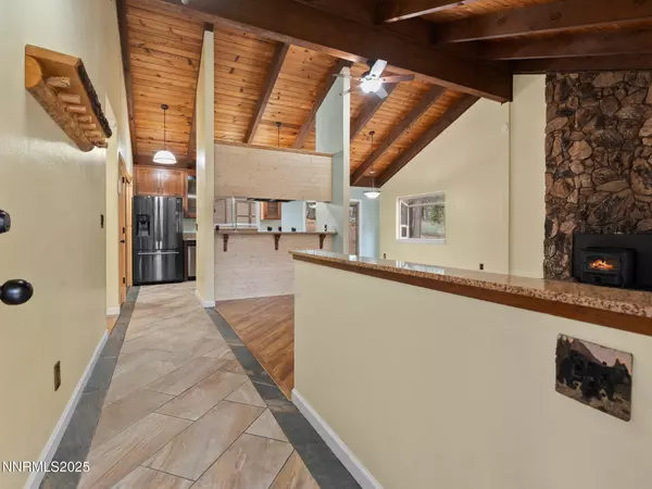 South Lake Tahoe, CA 96150,1670 Canienaga ST